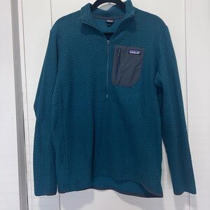 Patagonia Men's Blue Zip-Up Sweater